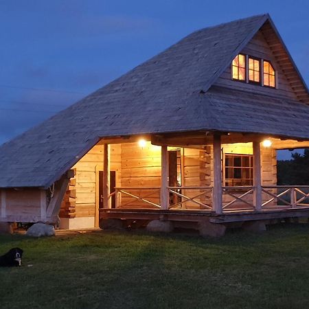 Lacu Namins/Bear House Liepāja Kültér fotó